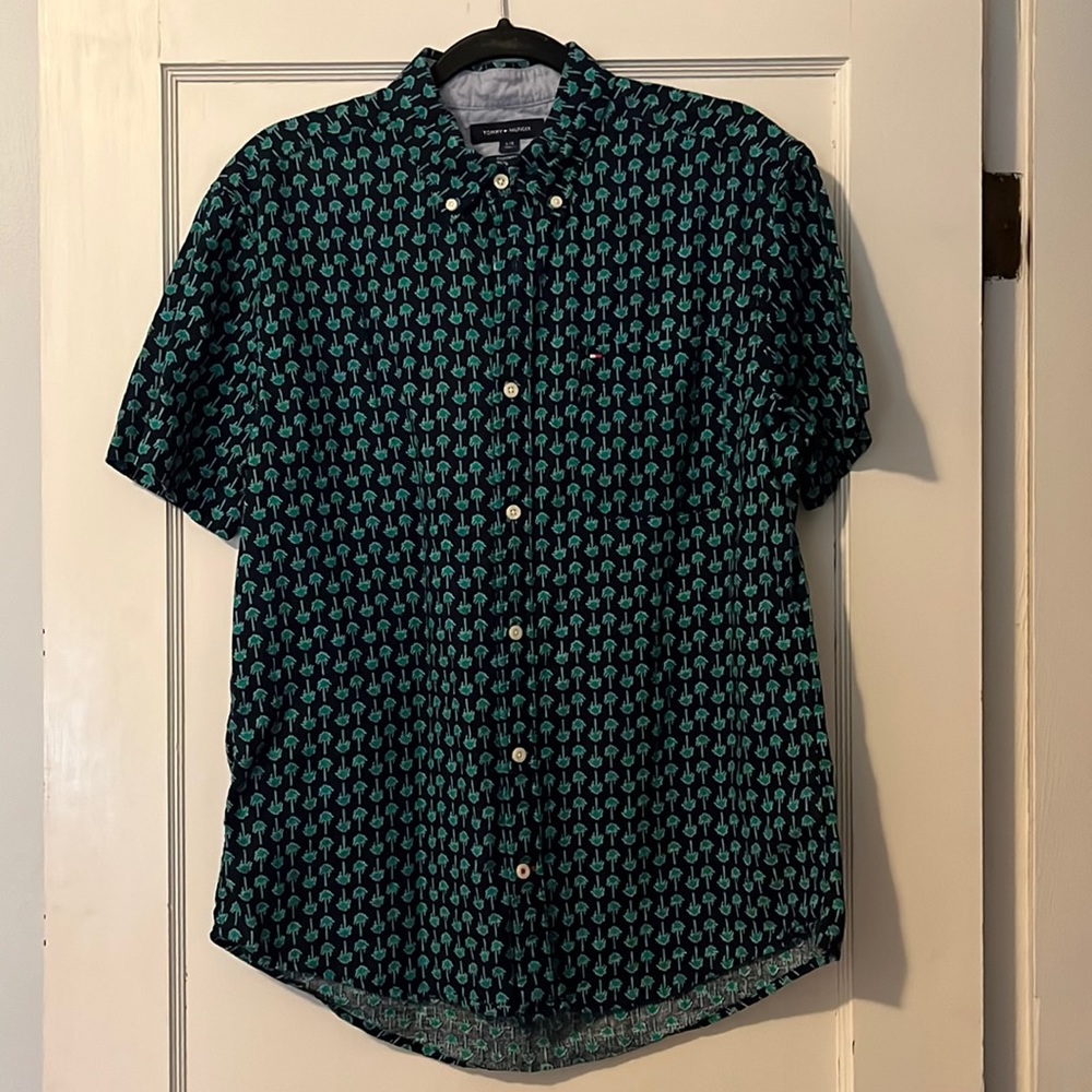 Large palm tree print navy/green short sleeve button up